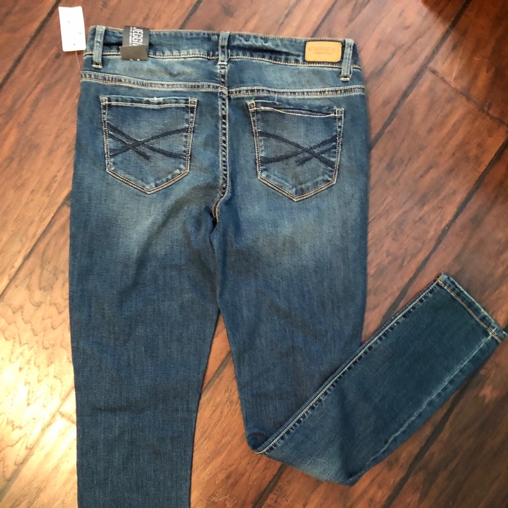 Jeans - Picture 5 of 5